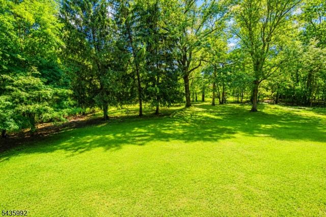 567 Foothill Rd, Bridgewater Twp., NJ 08807