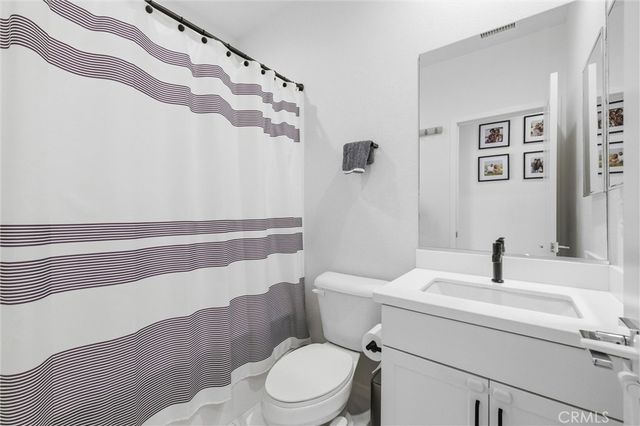 406 El Paseo, Lake Forest, CA 92610