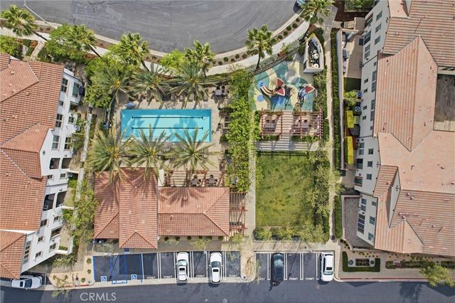 406 El Paseo, Lake Forest, CA 92610