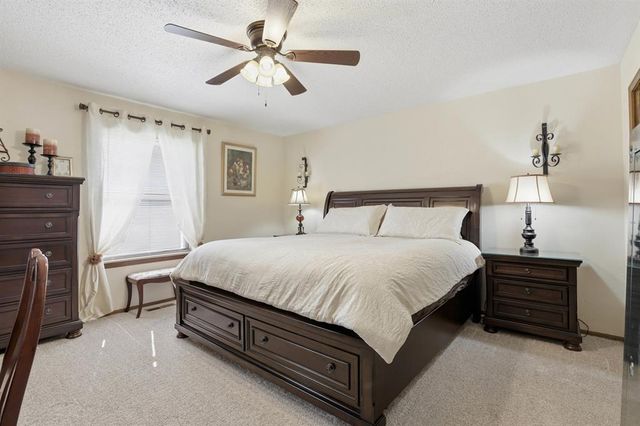 1521 NE 1st Street, Moore, OK 73160