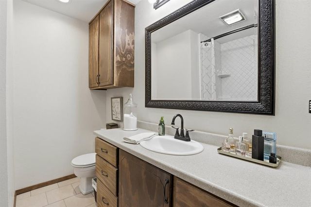 1521 NE 1st Street, Moore, OK 73160