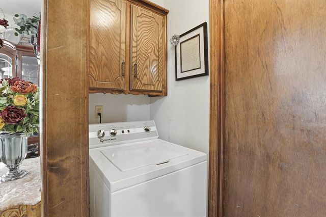 1521 NE 1st Street, Moore, OK 73160