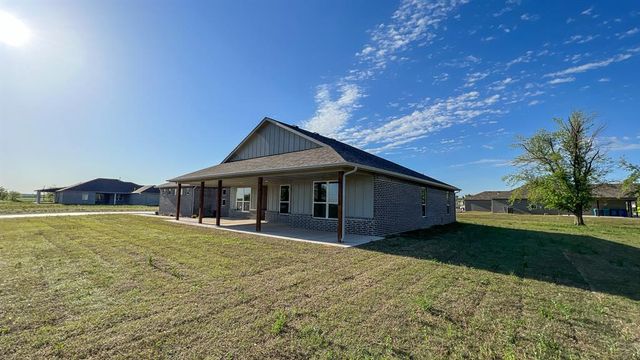 102 Olde Mill Road, Jones, OK 73049