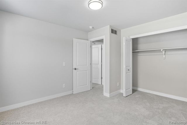 114 Parsons Lane, Saline, MI 48176