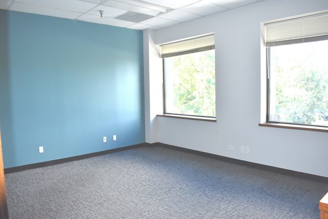 415 Washington Street 200-206, Waukegan, IL 60085