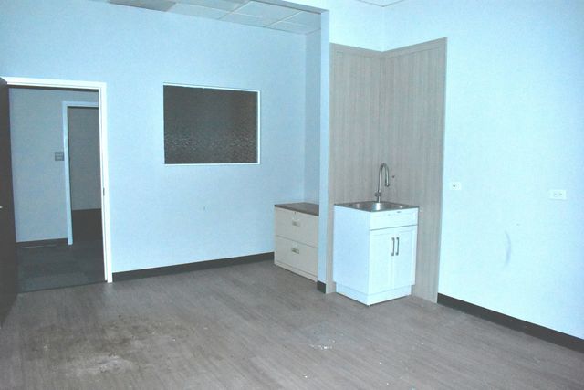 415 Washington Street 200-206, Waukegan, IL 60085