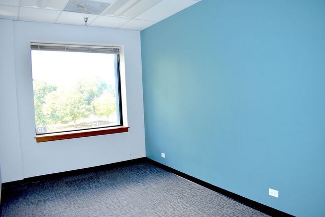 415 Washington Street 200-206, Waukegan, IL 60085