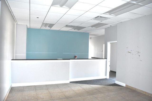 415 Washington Street 200-206, Waukegan, IL 60085