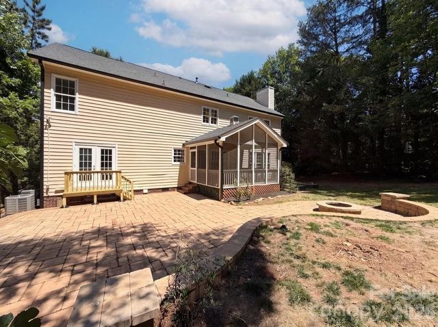 12209 Willingdon Road, Huntersville, NC 28078
