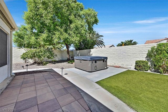 7308 Breezy Night Court, Las Vegas, NV 89129