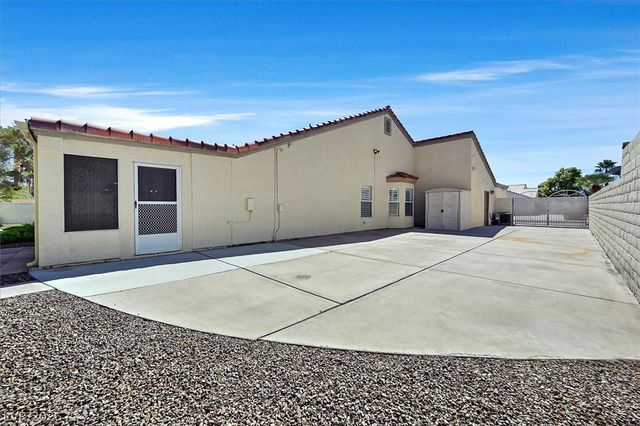 7308 Breezy Night Court, Las Vegas, NV 89129