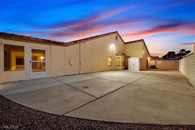 7308 Breezy Night Court, Las Vegas, NV 89129