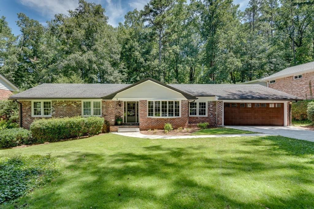 2284 Fairoaks Road, Decatur, GA 30033