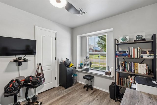 11929 NW 136th Terrace, Piedmont, OK 73078