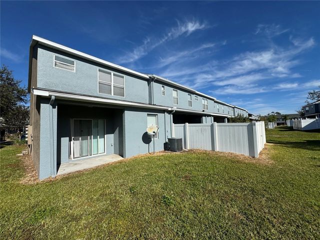 1561 BLUE MAGNOLIA ROAD, Brandon, FL 33510