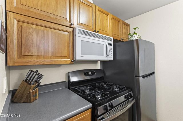 5700 Etiwanda Avenue 248, Tarzana, CA 91356