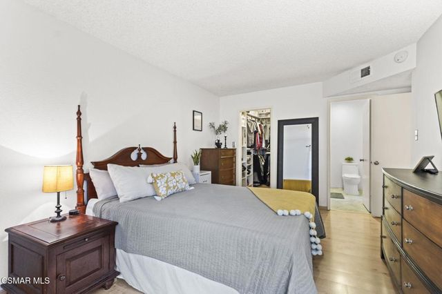 5700 Etiwanda Avenue 248, Tarzana, CA 91356