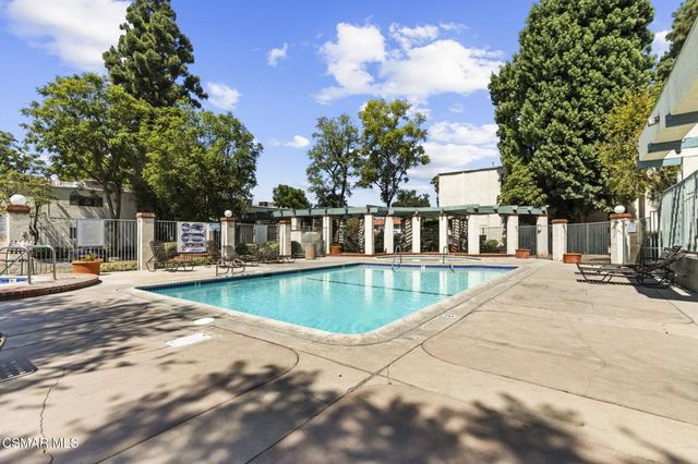 5700 Etiwanda Avenue 248, Tarzana, CA 91356