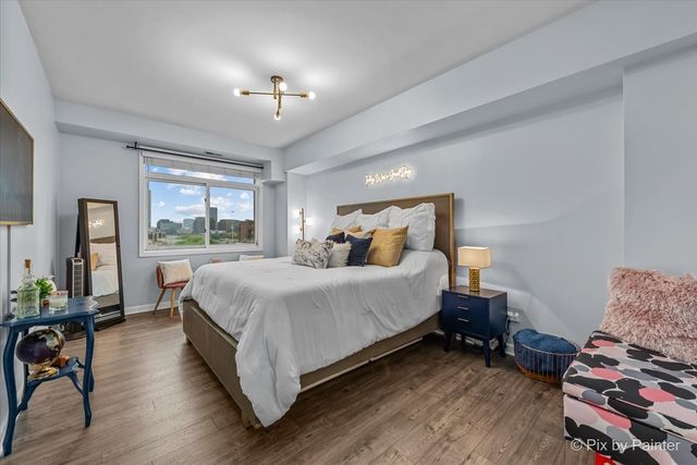 680 N Green Street 605, Chicago, IL 60642