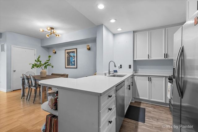 680 N Green Street 605, Chicago, IL 60642