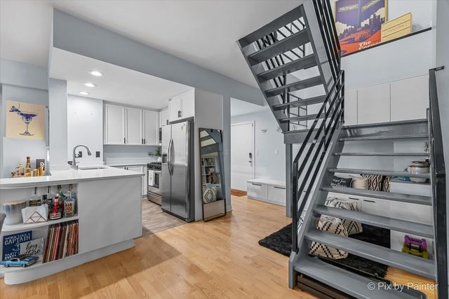 680 N Green Street 605, Chicago, IL 60642