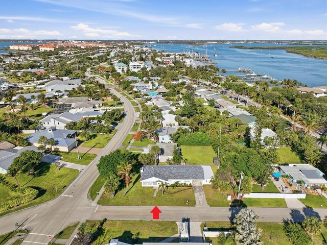 107 Fernandina Street, Fort Pierce, FL 34949