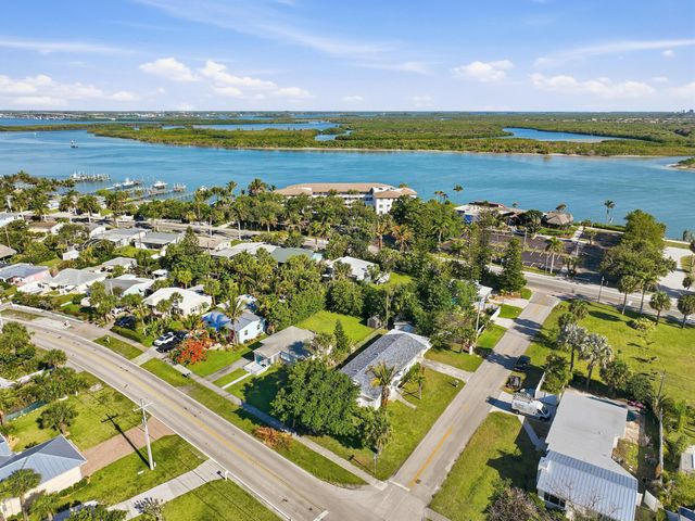 107 Fernandina Street, Fort Pierce, FL 34949