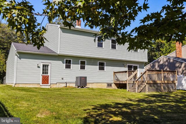 5 FIRETHORN CT, Newark, DE 19711