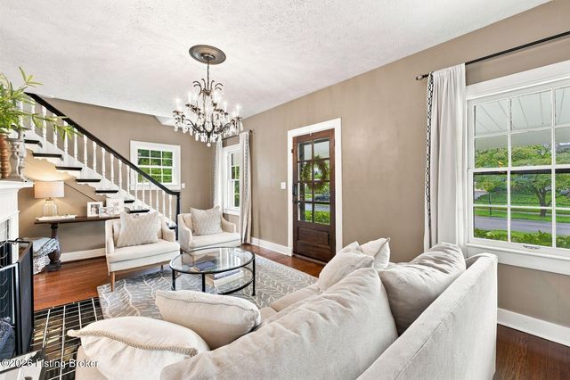 2609 Whittier Ave, Louisville, KY 40205