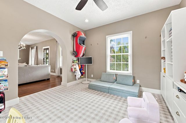 2609 Whittier Ave, Louisville, KY 40205