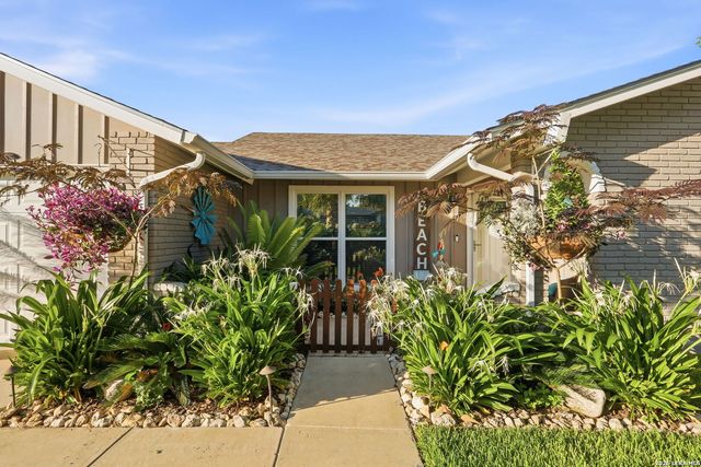 6607 CLOVERBEND ST, San Antonio, TX 78238