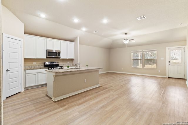 12307 Tower Forest, San Antonio, TX 78253