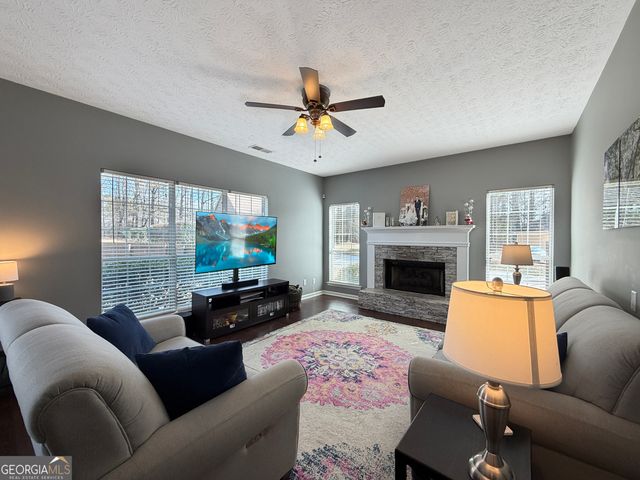 42 Stonemill Court, Newnan, GA 30265