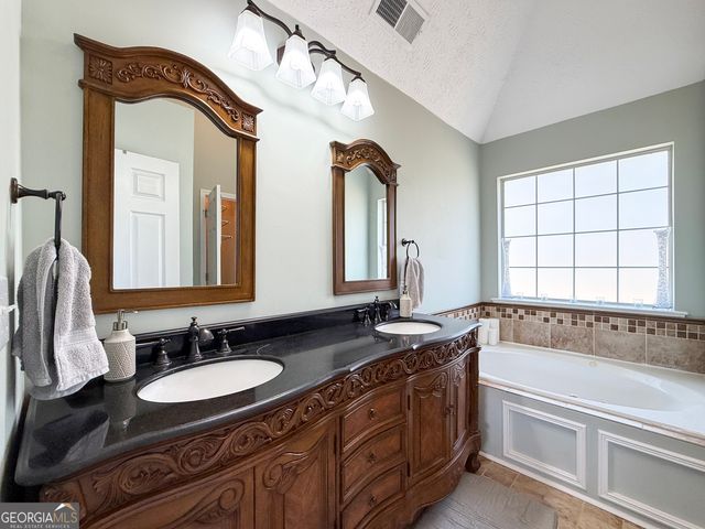 42 Stonemill Court, Newnan, GA 30265