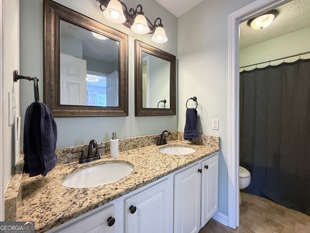 42 Stonemill Court, Newnan, GA 30265