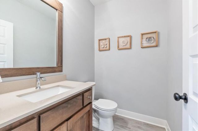 25404 W 146 Street, Olathe, KS 66061