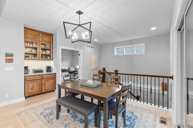 25404 W 146 Street, Olathe, KS 66061