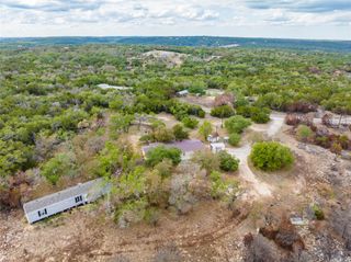 212 Fox RD, San Marcos, TX 78666