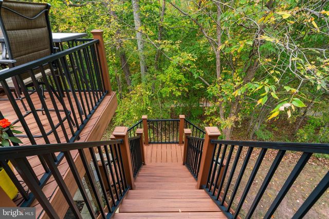 20848 GREAT FALLS FOREST DR, Sterling, VA 20165