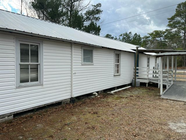 101 Driggers Lane, Walterboro, SC 29488