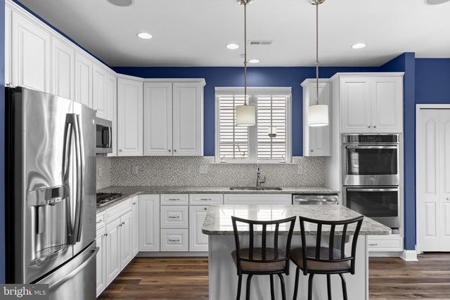 3 MONTCLAIRE RD, Medford, NJ 08055