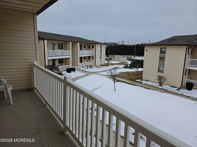 40 Wharfside Drive, Monmouth Beach, NJ 07750