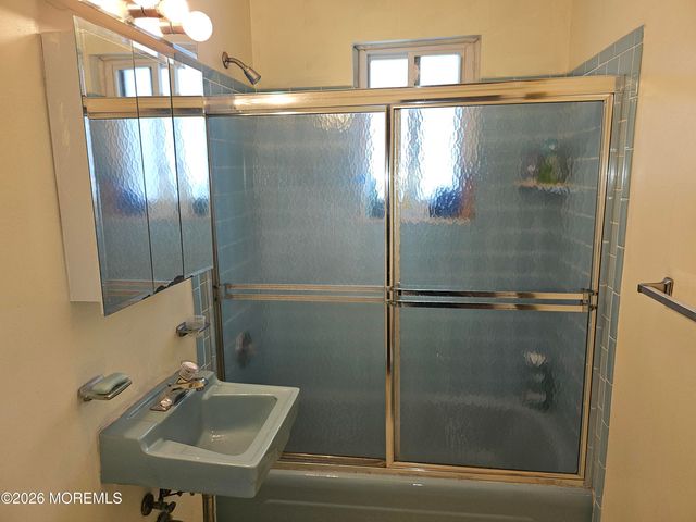 40 Wharfside Drive, Monmouth Beach, NJ 07750