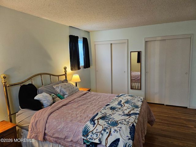 40 Wharfside Drive, Monmouth Beach, NJ 07750