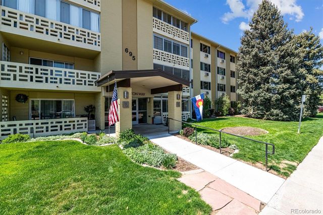 695 S Alton Way 5A, Denver, CO 80247