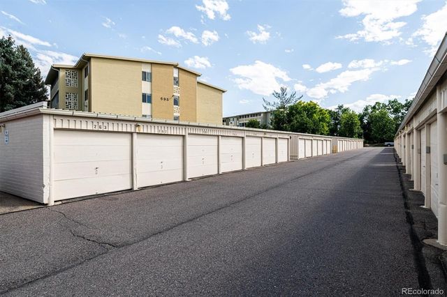 695 S Alton Way 5A, Denver, CO 80247