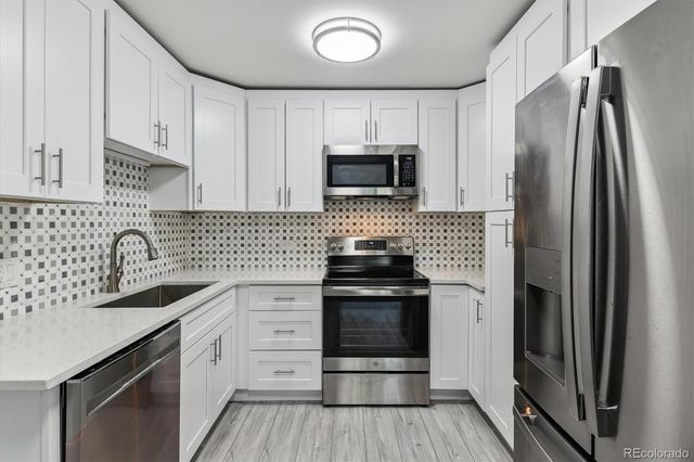 695 S Alton Way 5A, Denver, CO 80247