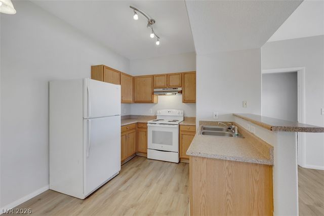 2101 Hussium Hills Street 205, Las Vegas, NV 89108