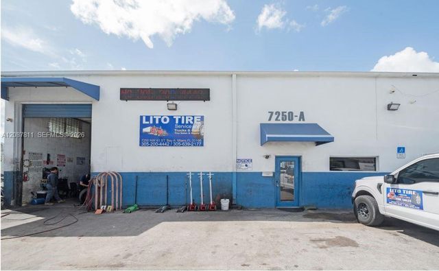 7250 NW 41st Street, Miami, FL 33166