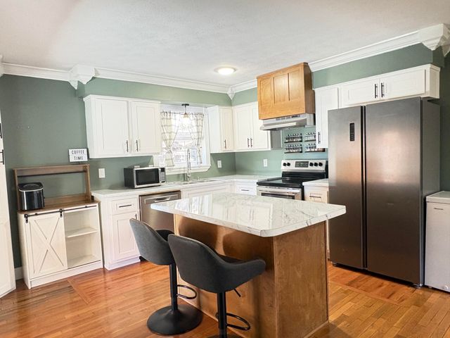 8209 KY-11, Green Road, KY 40946